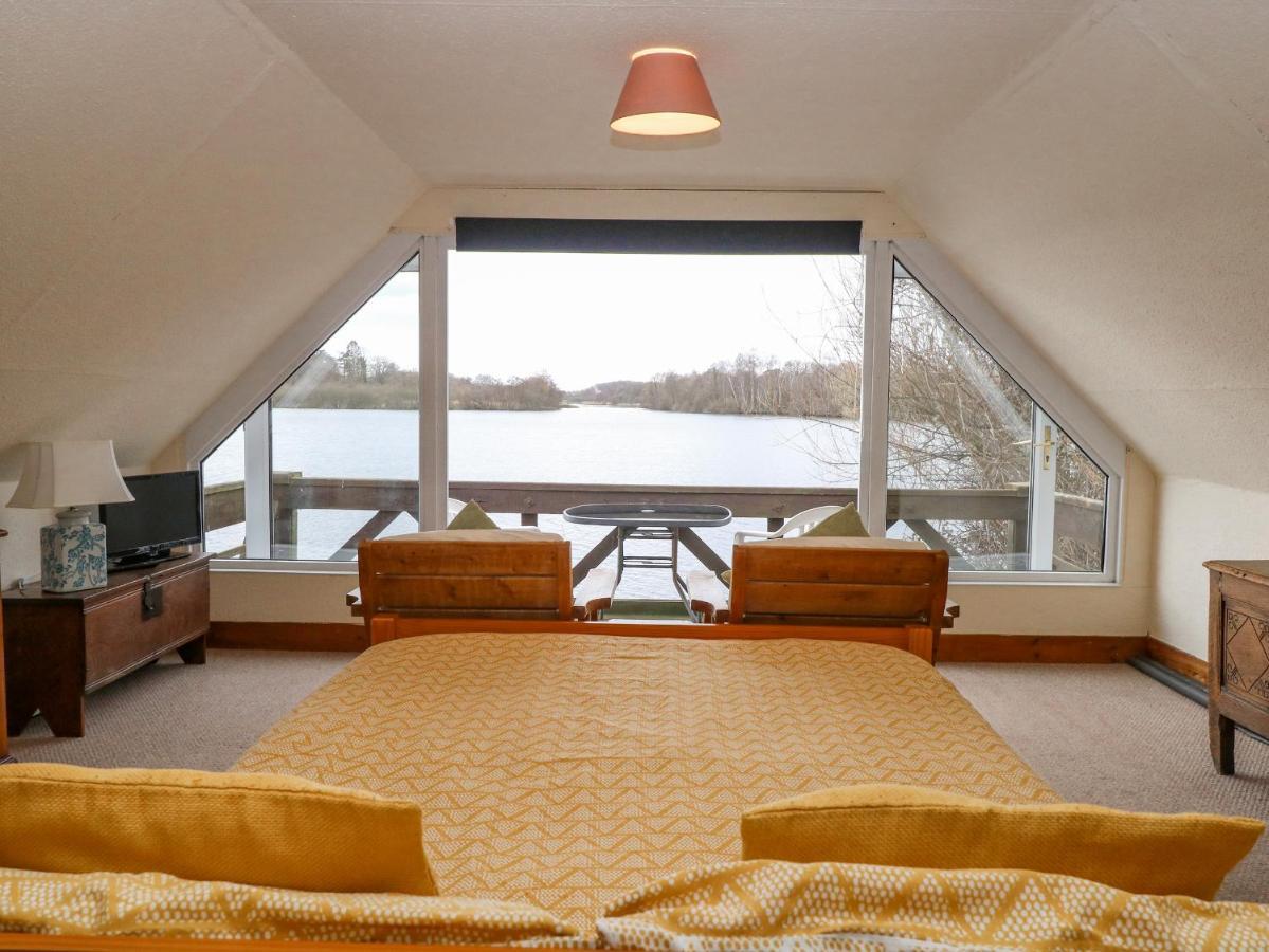 Cygnus Boathouse Villa South Walsham Exteriör bild