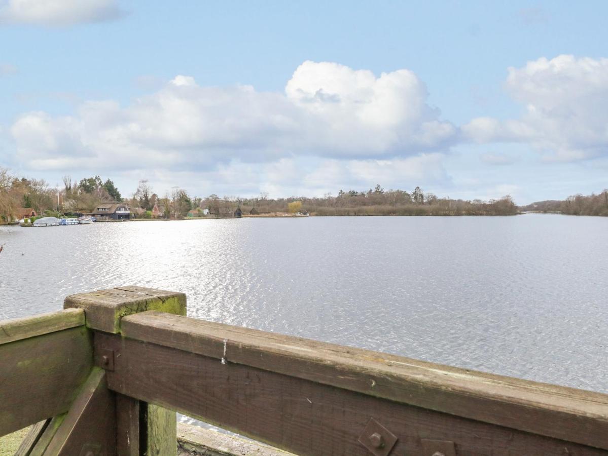 Cygnus Boathouse Villa South Walsham Exteriör bild